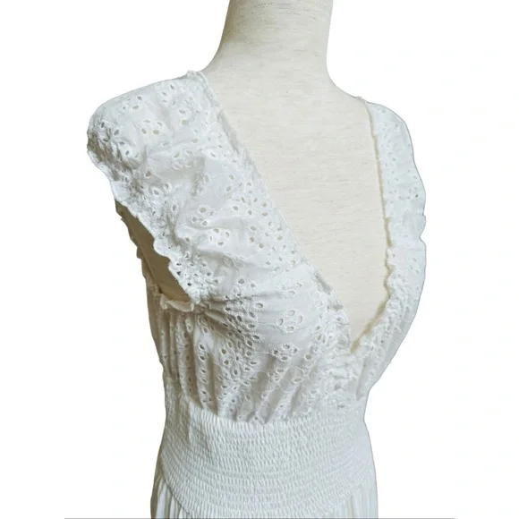 Solitaire Swim White Eyelet Maxi Tiered Dress, NWT, M - Picture 3 of 15